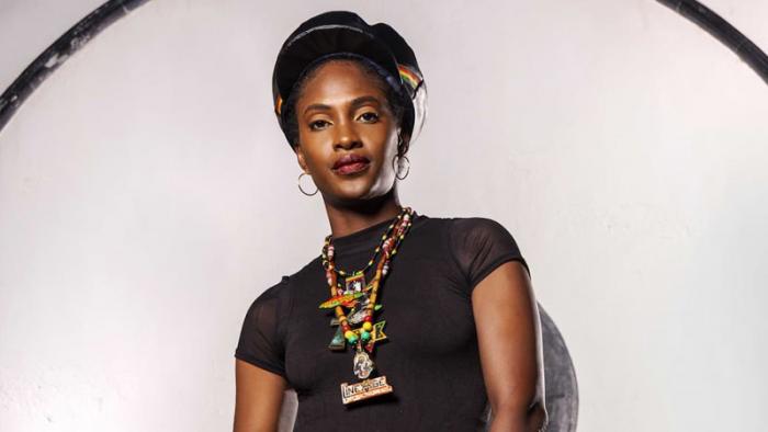 Aza Lineage sort 'Rebel Daawta', son premier album chez King Jammy