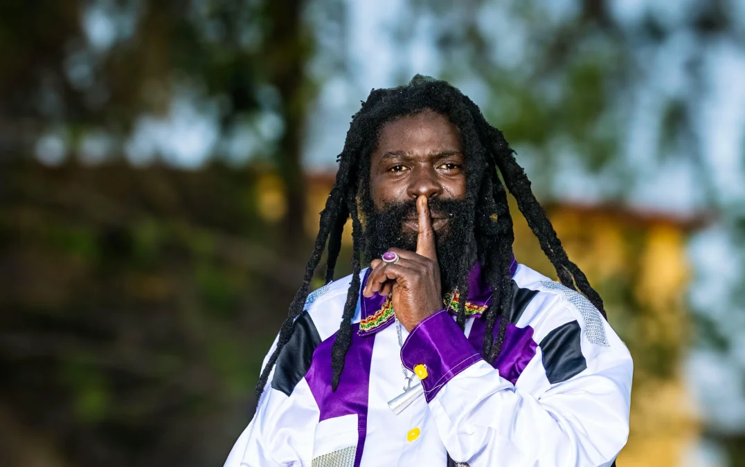 Takana Zion et Warrior King : « Few Words » pour de grandes vérités